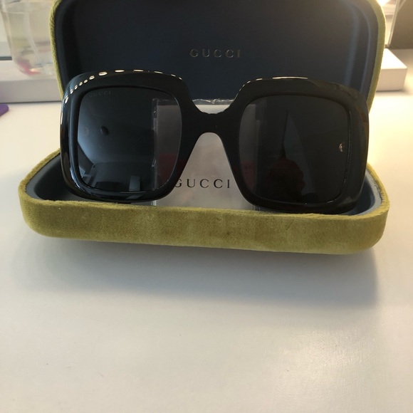 Gucci Accessories - Gucci Oversized Sunglasses - Gucci GG0896S